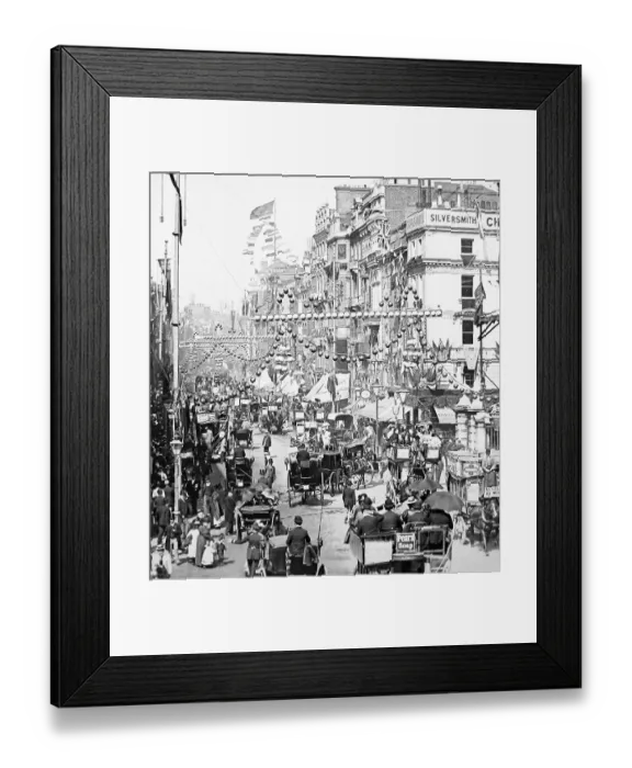 Framed Print : Charing Cross, London, Queen Victoria's Diamond Framed Print : Charing Cross, London, Queen Victoria's Diamond