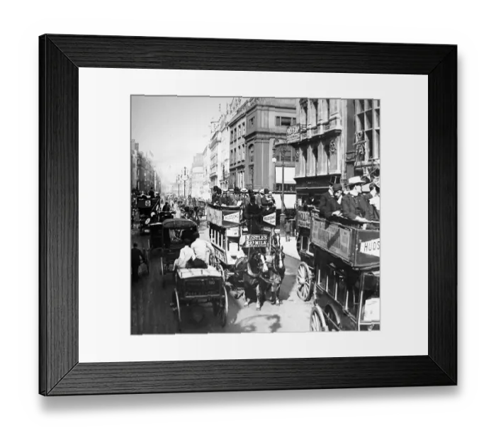 Framed Print : The Strand, London - Victorian period Framed Print : The Strand, London - Victorian period
