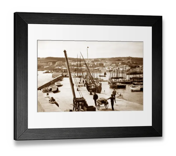 Framed Print : St Ives Pier Framed Print : St Ives Pier