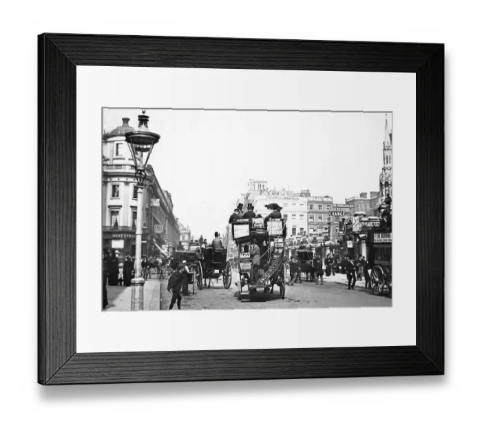 Framed Print : The Strand, London - Victorian period Framed Print : The Strand, London - Victorian period