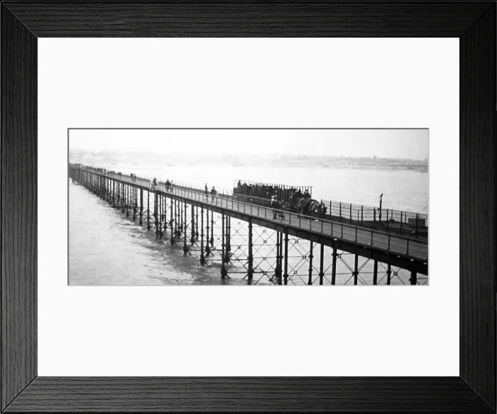 Framed Print : Southend Pier railway Framed Print : Southend Pier railway