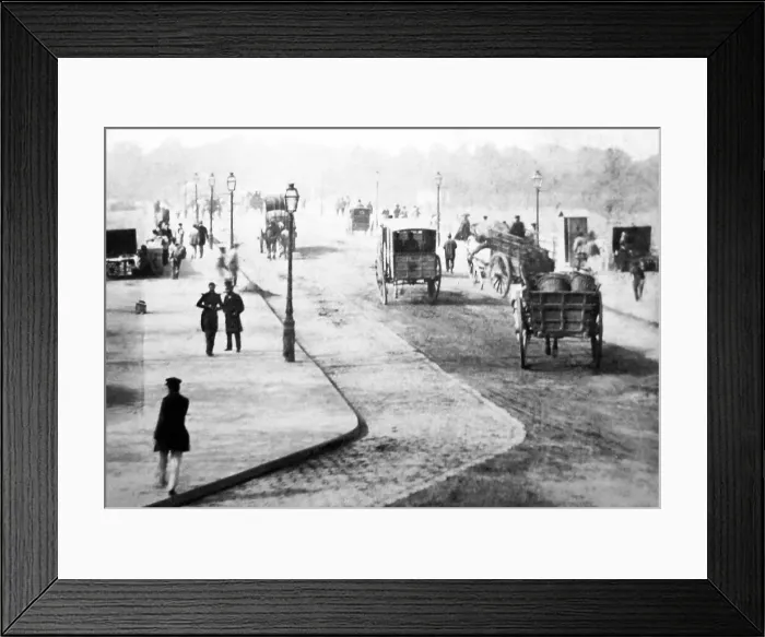 Framed Print : Le Pont D'Austerlitz, Paris - probably 1960 / 70s Framed Print : Le Pont D'Austerlitz, Paris - probably 1960 / 70s