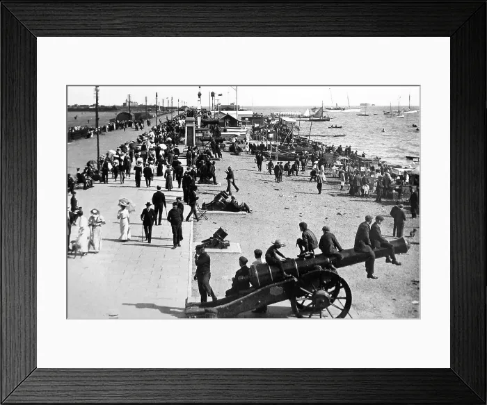 Framed Print : Southsea Parade - early 1900s Framed Print : Southsea Parade - early 1900s