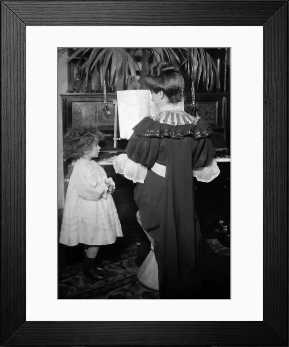 Framed Print : Mother and child in the parlour at the piano Framed Print : Mother and child in the parlour at the piano