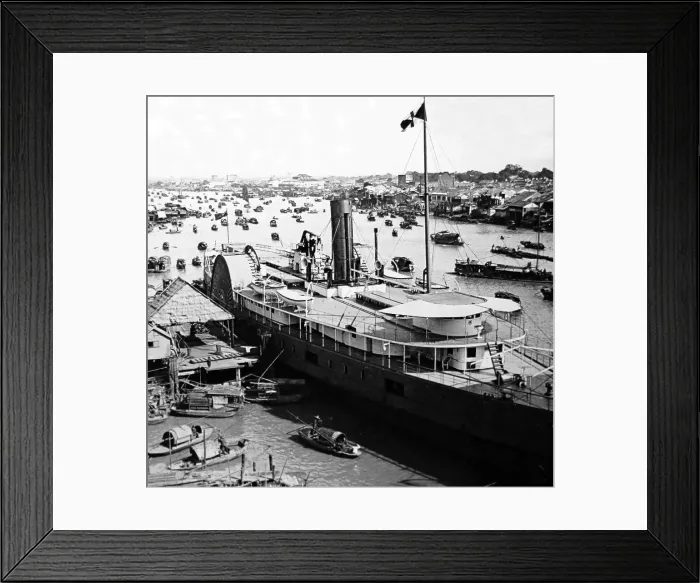 Framed Print : Guangzhou harbour, China Framed Print : Guangzhou harbour, China