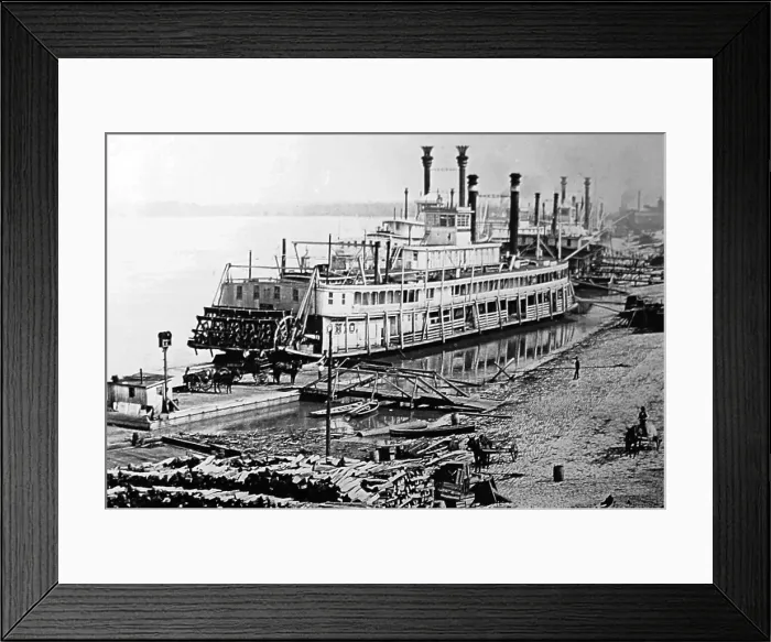 Framed Print : Mississippi River paddle steamer, Memphis - early 1900s Framed Print : Mississippi River paddle steamer, Memphis - early 1900s