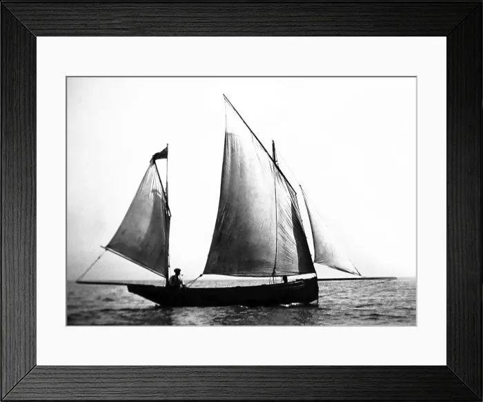 Framed Print : An Eastbourne lugger - early 1900s Framed Print : An Eastbourne lugger - early 1900s