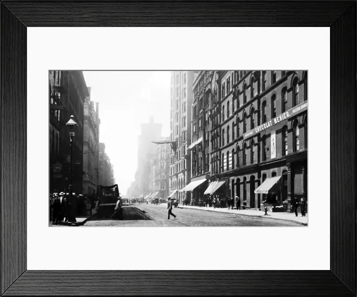 Framed Print : Randolph Street, Chicago, USA Framed Print : Randolph Street, Chicago, USA