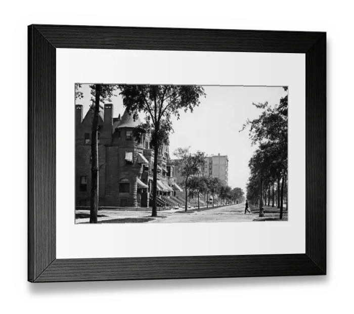 Framed Print : Grand Boulevard, Chicago, USA Framed Print : Grand Boulevard, Chicago, USA