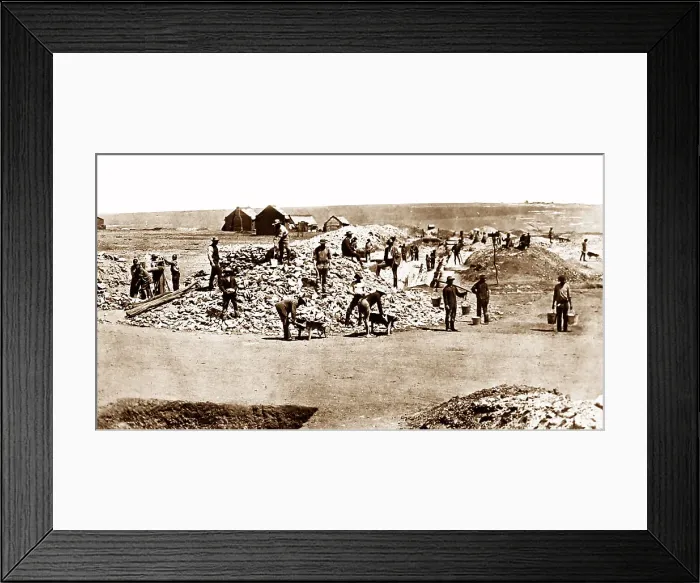 Framed Print : Starting a gold mine in South Africa - Victorian period Framed Print : Starting a gold mine in South Africa - Victorian period