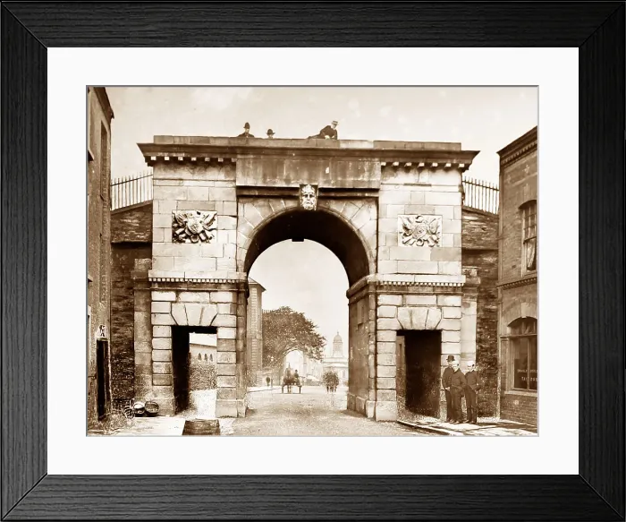 Framed Print : Bishop's Gate, Londonderry, Ireland - Ireland Framed Print : Bishop's Gate, Londonderry, Ireland - Ireland