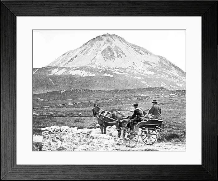 Framed Print : Mount Errigal, Donegal, Ireland Framed Print : Mount Errigal, Donegal, Ireland