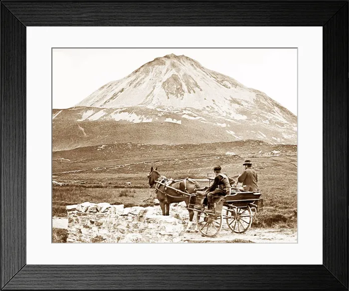 Framed Print : Mount Errigal, Donegal, Ireland Framed Print : Mount Errigal, Donegal, Ireland