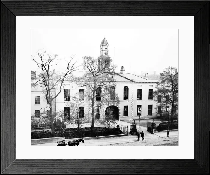 Framed Print : White Linen Hall, Belfast, Ireland - Victorian period Framed Print : White Linen Hall, Belfast, Ireland - Victorian period