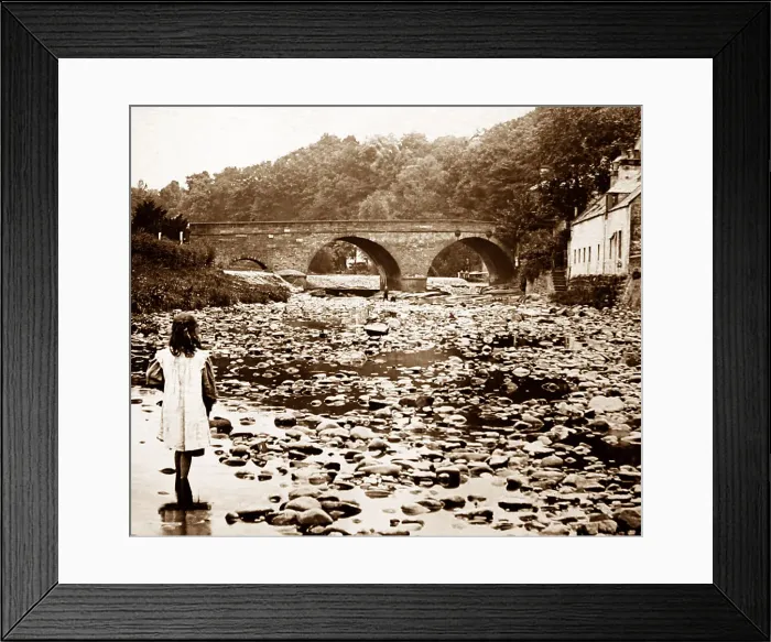 Framed Print : Bridge of Allan, Scotland Framed Print : Bridge of Allan, Scotland