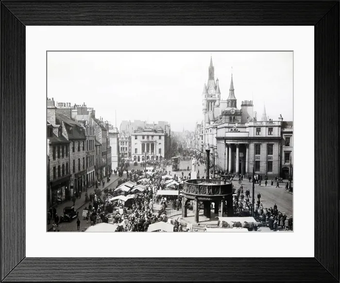 Framed Print : Union Street, Aberdeen, Scotland Framed Print : Union Street, Aberdeen, Scotland