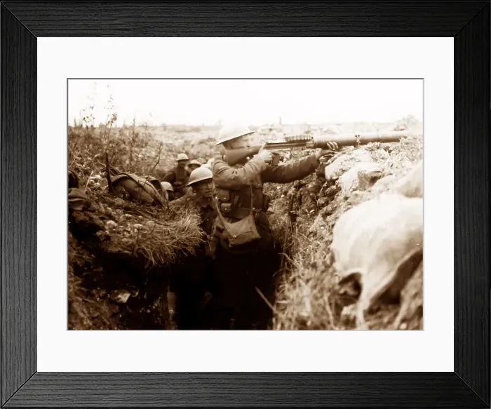 Framed Print : Lewis gun near Ovillers, July 1916, Battle of the Somme Framed Print : Lewis gun near Ovillers, July 1916, Battle of the Somme
