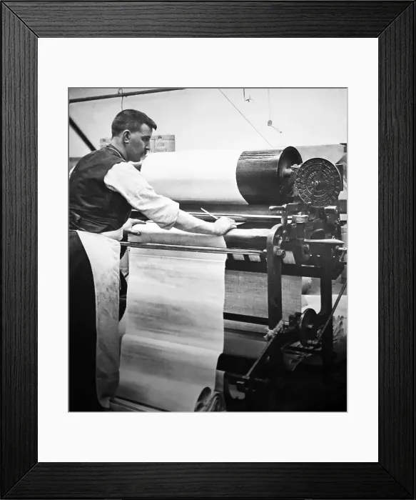 Framed Print : Linen manufacture, Web measuring machine Framed Print : Linen manufacture, Web measuring machine