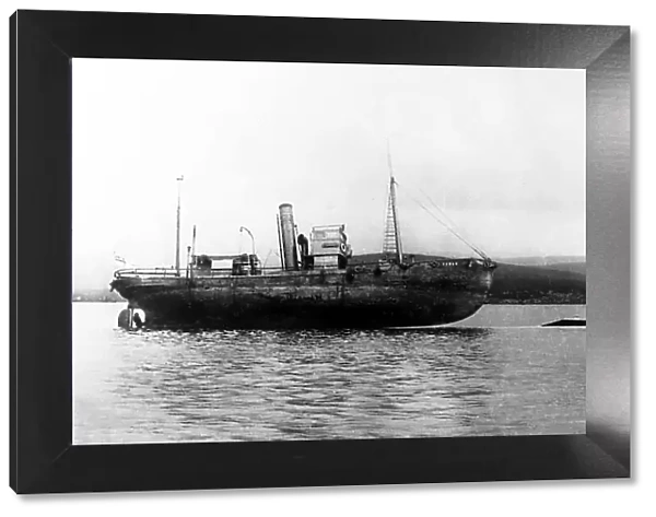 The whaler Ramna stranded on German Battle Cruiser