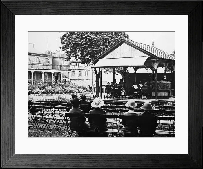 Framed Print : The Bandstand, Dunoon, early 1900s Framed Print : The Bandstand, Dunoon, early 1900s