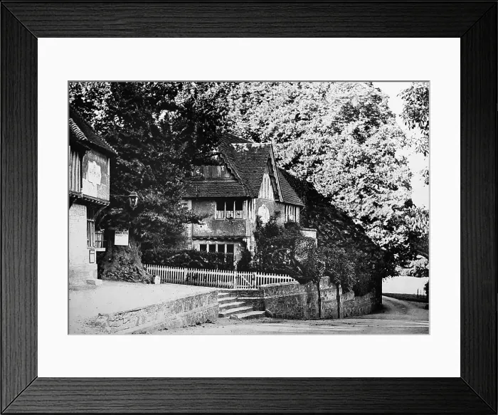 Framed Print : Penshurst Post Office, early 1900s Framed Print : Penshurst Post Office, early 1900s