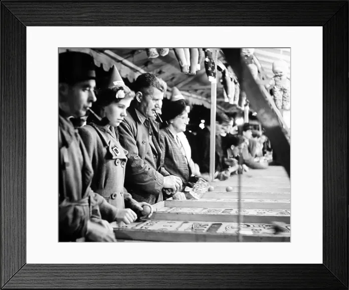 Framed Print : A fairground game, probably 1940s Framed Print : A fairground game, probably 1940s