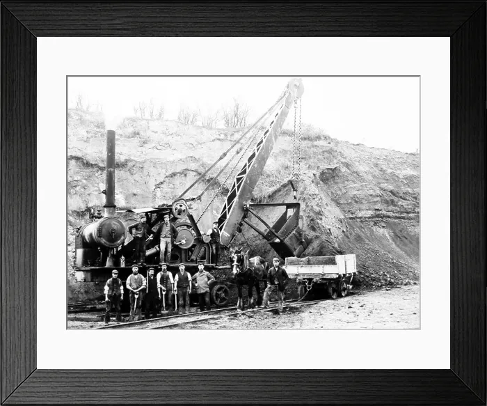 Framed Print : Archaeological dig in Swanscombe, Kent Framed Print : Archaeological dig in Swanscombe, Kent