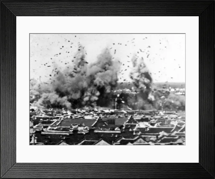 Framed Print : Air raid damage in Shanghai, China, probably 1937 Framed Print : Air raid damage in Shanghai, China, probably 1937