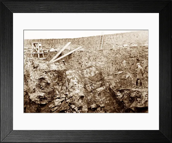 Framed Print : Archaeological dig near Wartnaby, Leicestershire Framed Print : Archaeological dig near Wartnaby, Leicestershire