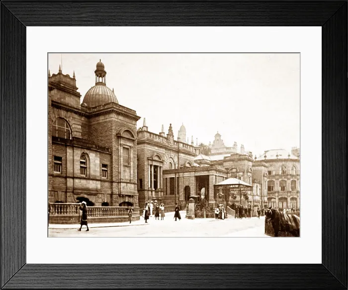 Framed Print : Royal Baths, Harrogate Framed Print : Royal Baths, Harrogate