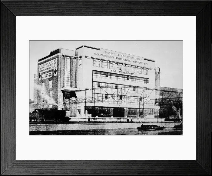 Framed Print : CWS Tea Warehouse, Manchester, probably 1920 / 30s Framed Print : CWS Tea Warehouse, Manchester, probably 1920 / 30s