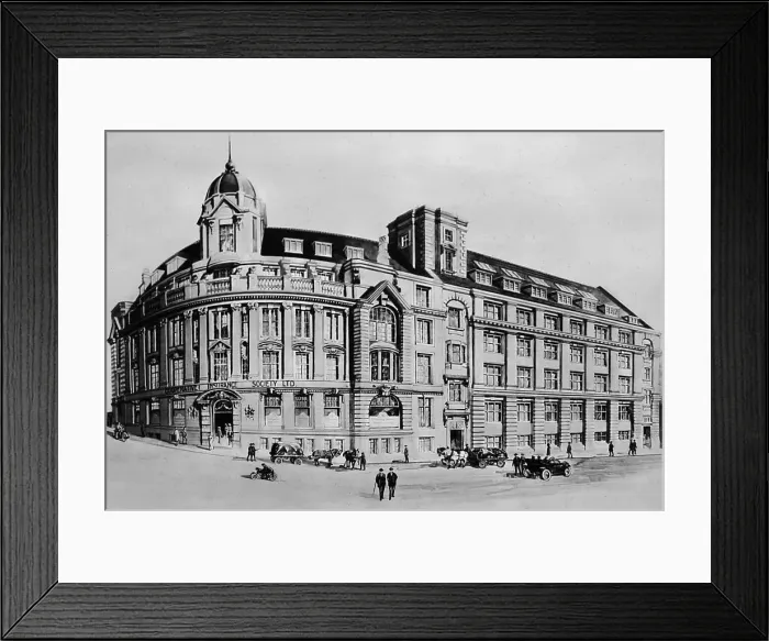 Framed Print : CIS Building, Corporation Street, Manchester Framed Print : CIS Building, Corporation Street, Manchester