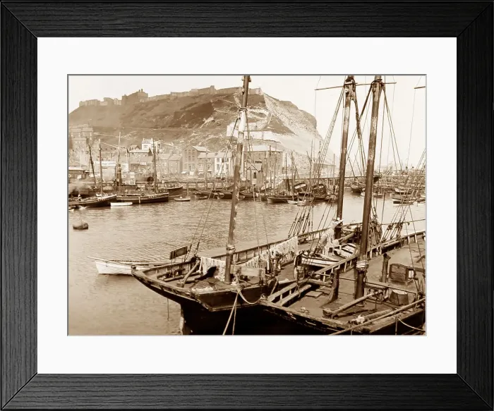 Framed Print : Scarborough Harbour and Castle Framed Print : Scarborough Harbour and Castle