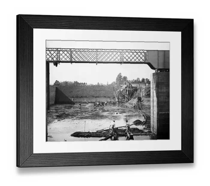 Framed Print : Construction of the Diglis Canal Basin, Worcester Framed Print : Construction of the Diglis Canal Basin, Worcester