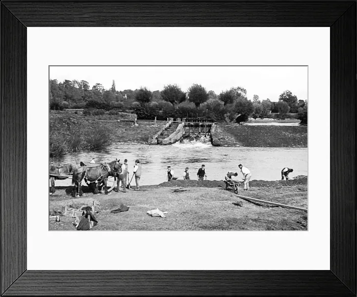 Framed Print : Construction of the Diglis Canal Basin, Worcester