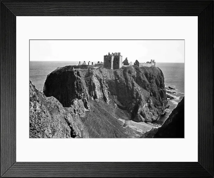 Framed Print : Dunnottar Castle, Stonehaven, Scotland Framed Print : Dunnottar Castle, Stonehaven, Scotland