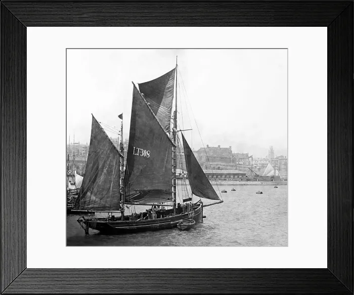 Framed Print : Lowestoft fishing boat Framed Print : Lowestoft fishing boat