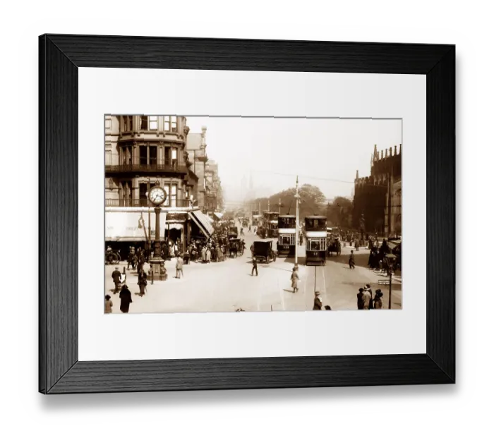 Framed Print : Princes Street, Edinburgh, Scotland Framed Print : Princes Street, Edinburgh, Scotland