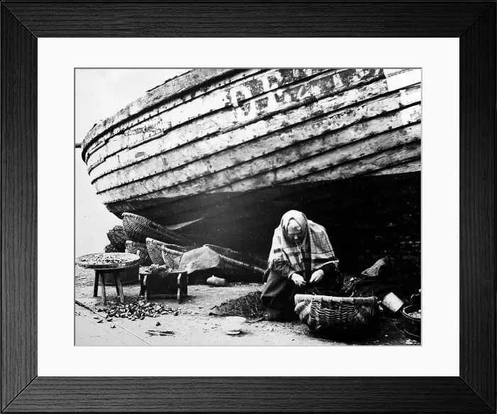 Framed Print : Mending fishing nets, Broughty Ferry, Dundee Framed Print : Mending fishing nets, Broughty Ferry, Dundee