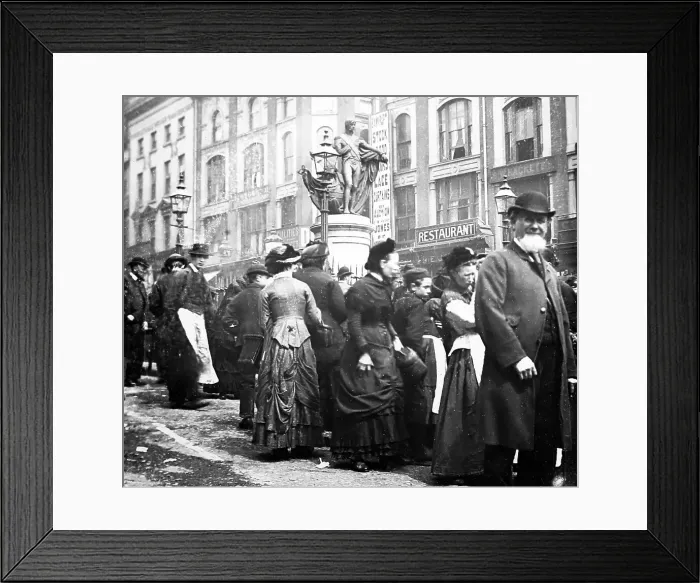 Framed Print : The Bull Ring, Birmingham, Victorian period Framed Print : The Bull Ring, Birmingham, Victorian period