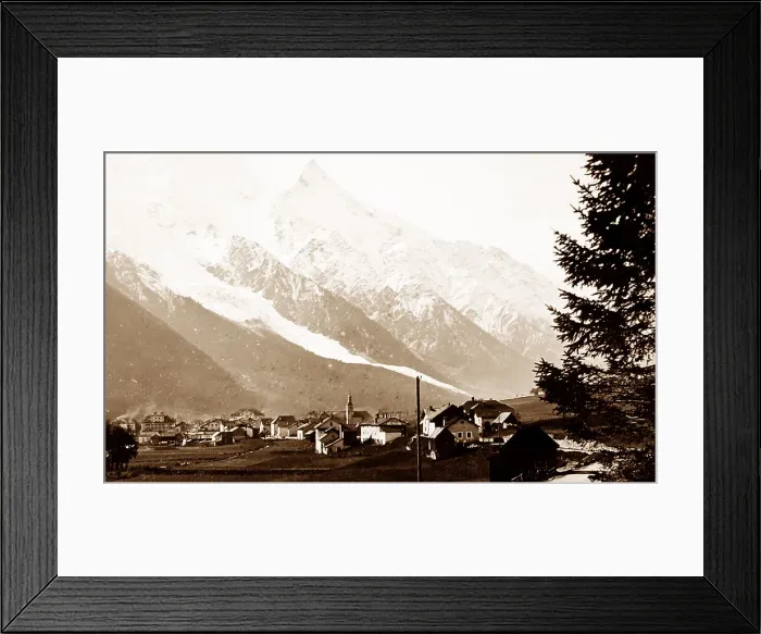 Framed Print : Chamonix and Mont Blanc Framed Print : Chamonix and Mont Blanc