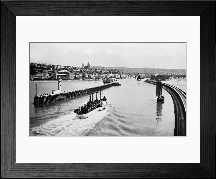 Framed Print : Boulogne Harbour, France, early 1900s Framed Print : Boulogne Harbour, France, early 1900s
