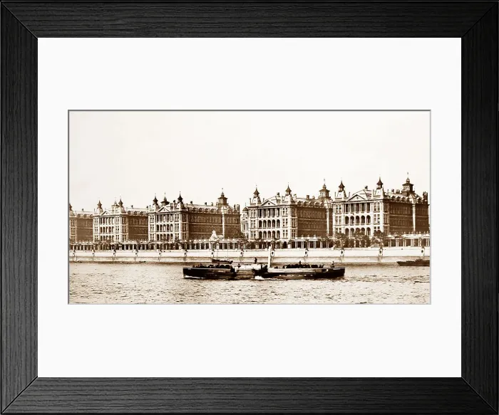 Framed Print : St Thomas's Hospital, London Framed Print : St Thomas's Hospital, London