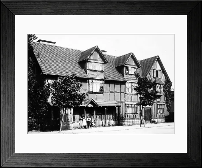 Framed Print : Shakespeare's House, Port Sunlight Village, early 1900s Framed Print : Shakespeare's House, Port Sunlight Village, early 1900s
