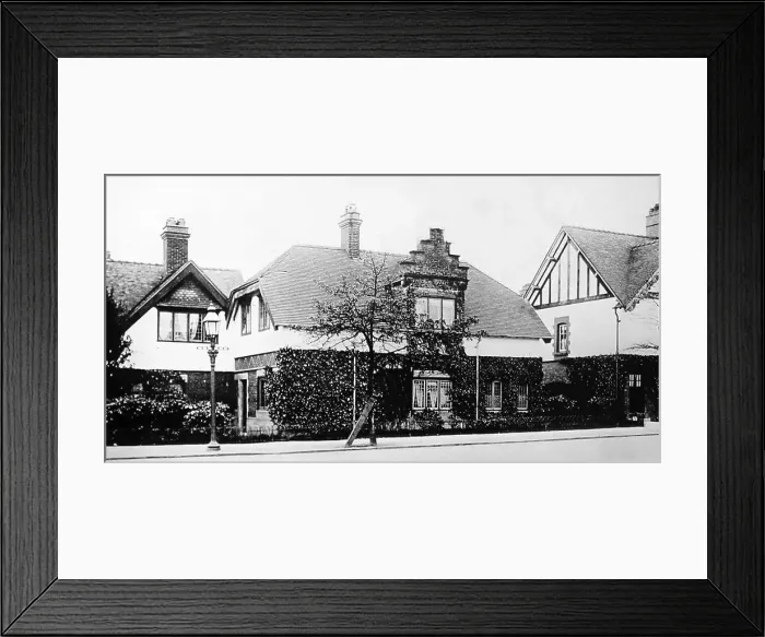 Framed Print : A Parlour House, Port Sunlight Village, early 1900s Framed Print : A Parlour House, Port Sunlight Village, early 1900s