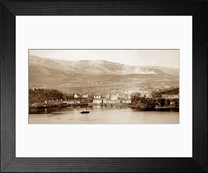 Framed Print : Portree, Isle of Skye, Scotland Framed Print : Portree, Isle of Skye, Scotland