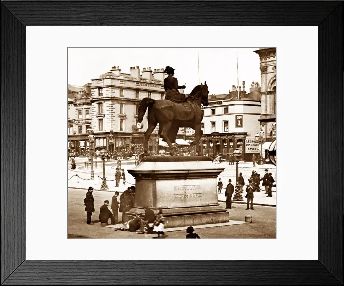 Framed Print : Equine statue of Queen Victoria, Liverpool Framed Print : Equine statue of Queen Victoria, Liverpool