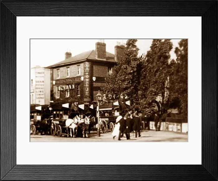 Framed Print : Plough Inn, Dulwich