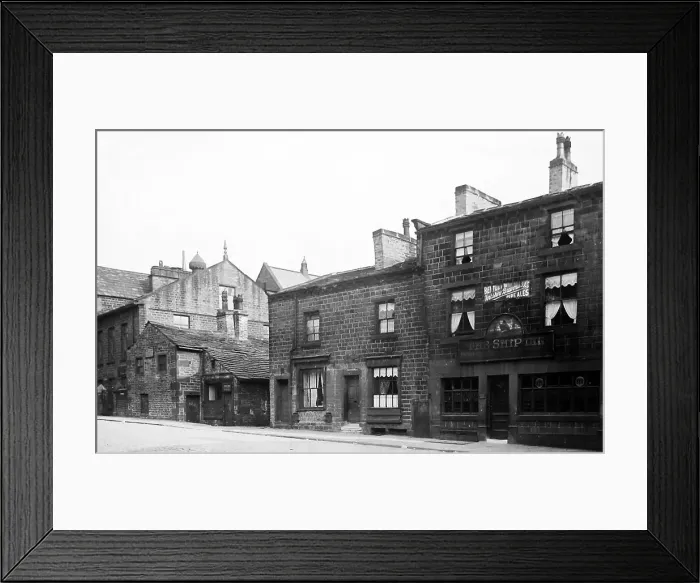 Framed Print : Ship Inn, West Lane, Keighley, early 1900s Framed Print : Ship Inn, West Lane, Keighley, early 1900s