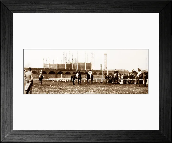 Framed Print : Chester Racecourse Framed Print : Chester Racecourse